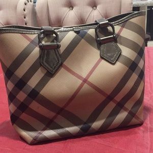 Burberry Nova Check Tote Shoulder Bag